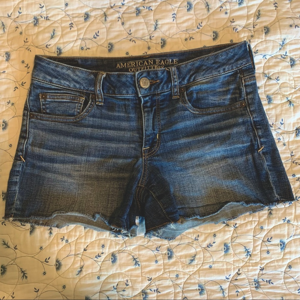 NWOT American Eagle Denim Shortie Short